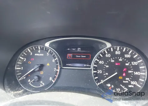 2017 Nissan Pathfinder Sl z USA, uszkodzony, nr VIN 5N1DR2MM8HC908511